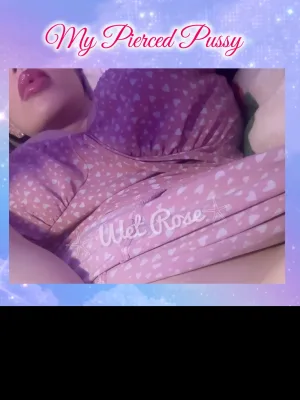 My pierced pussy 