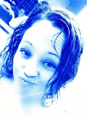 Puerto Rican queen 1418